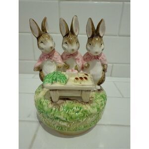 Flopsy, Mopsy & Cottontail - Beatrix Potter-Music Box by Schmid